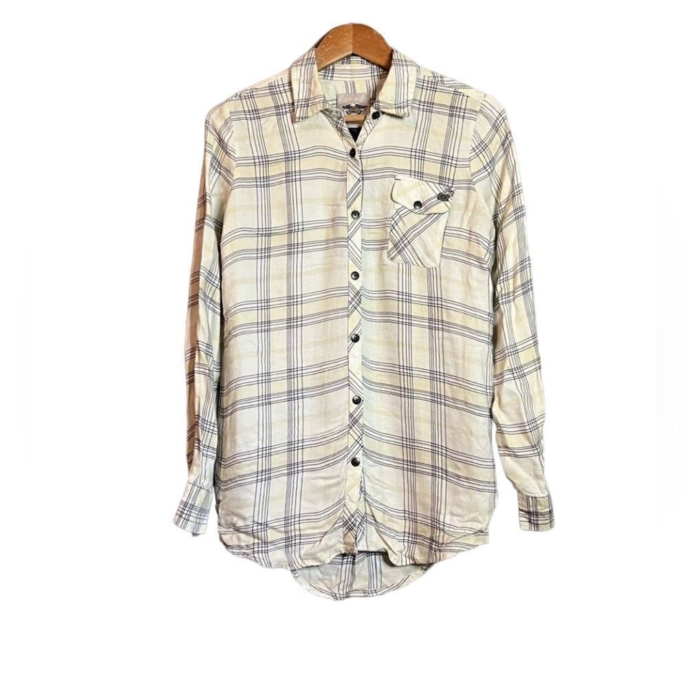 ‎3 for $30! Harley Davidson button down shirt
